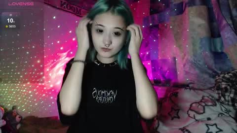 milten_trish online show from September 2025 05:18:01 PM