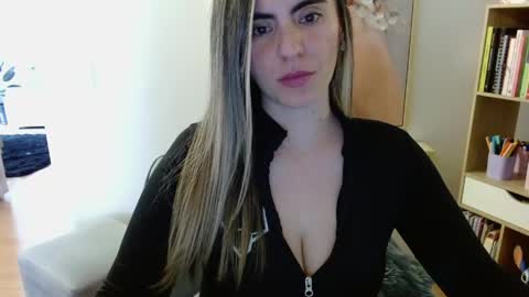 Camila   online show from March 2026 03:27:02 PM