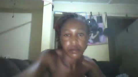 mily_cute online show from April 2026 06:42:01 PM