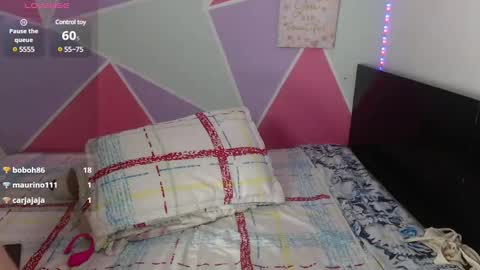 Snapshot of mily_miley chatting on December 2024 12:45:02 PM Mily Miley online show from December 2024 12:45:02 PM