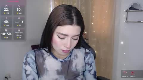 Snapshot of mily_thomson_b chatting on February 2025 05:05:02 PM Mily online show from February 2025 05:05:02 PM