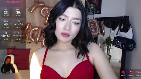 Snapshot of mily_thomson_b chatting on September 2025 11:15:02 PM Mily online show from September 2025 11:15:02 PM