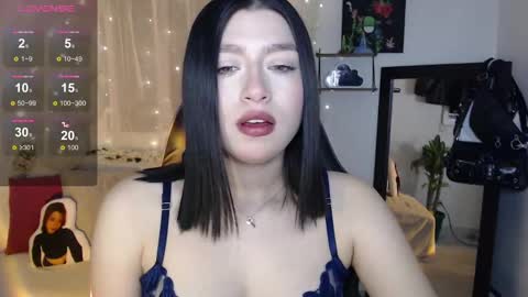 Snapshot of mily_thomson_b chatting on September 2025 02:23:01 AM Mily online show from September 2025 02:23:01 AM