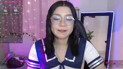 Snapshot of mily_thomson_b chatting on November 2025 09:15:02 PM Mily online show from November 2025 09:15:02 PM