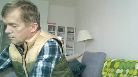 Milymen20 Skandinavian Polish man master fereskik straight mature online show from December 2025 09:36:02 AM