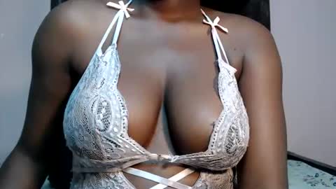 Snapshot of mimiebony chatting on July 2026 10:21:02 AM mimiebony online show from July 2026 10:21:02 AM
