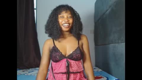 Snapshot of mimiluv6 chatting on November 2025 02:27:02 PM mimi online show from November 2025 02:27:02 PM