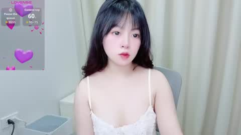 Snapshot of minaaaa69879 chatting on June 2026 08:09:02 AM Na online show from June 2026 08:09:02 AM