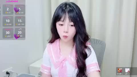 Snapshot of minaaaa69879 chatting on June 2026 09:14:01 AM Na online show from June 2026 09:14:01 AM