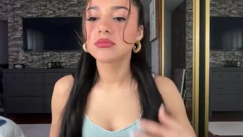 Mina online show from February 2026 02:10:02 PM