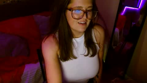 Mindy online show from March 2026 05:02:01 AM