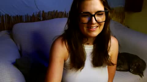 Mindy online show from April 2026 08:15:01 AM