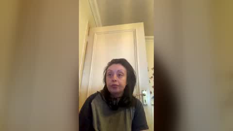 please subscribe to my fansly  please no video or photos must be recorded or re sold online show from April 2026 01:19:01 PM