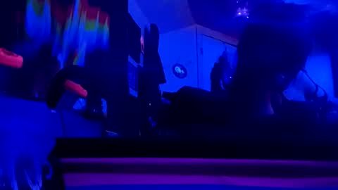 mindyourvib3z online show from May 2026 07:25:01 AM