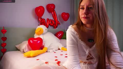 Snapshot of minhgrow chatting on February 2026 01:34:01 AM Mary online show from February 2026 01:34:01 AM