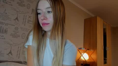 Snapshot of minidiva_ chatting on September 2025 09:05:01 PM Amelia online show from September 2025 09:05:01 PM