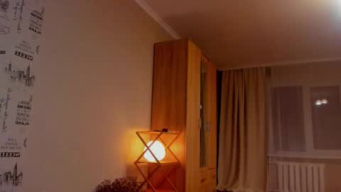 Snapshot of minidiva_ chatting on October 2025 06:25:02 PM Amelia online show from October 2025 06:25:02 PM