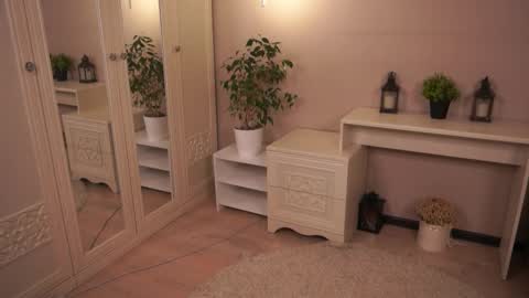 Mira online show from November 2025 04:52:01 PM