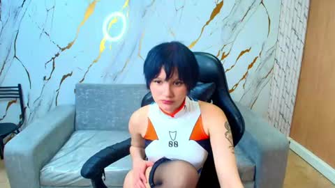 Minji online show from July 2026 07:57:02 PM