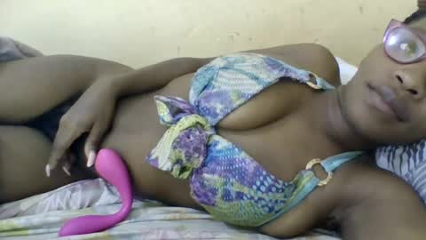 minlavine online show from July 2026 11:39:02 AM