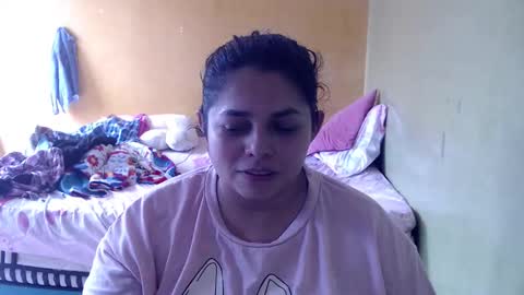 Andrea online show from November 2025 06:29:02 PM