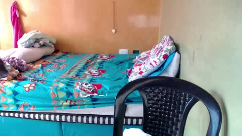 Andrea online show from April 2026 01:04:02 PM