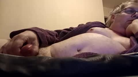 Snapshot of minos60200 chatting on December 2024 07:11:02 PM Stephano online show from December 2024 07:11:02 PM