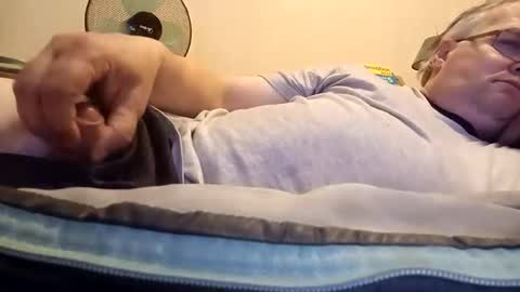 Snapshot of minos60200 chatting on October 2025 08:00:02 PM Stephano online show from October 2025 08:00:02 PM