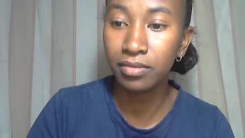 minouch211907 online show from November 2025 08:43:01 PM