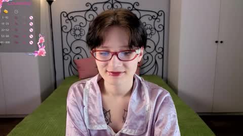 Snapshot of mint_fairy chatting on September 2025 04:12:01 PM Olivia online show from September 2025 04:12:01 PM