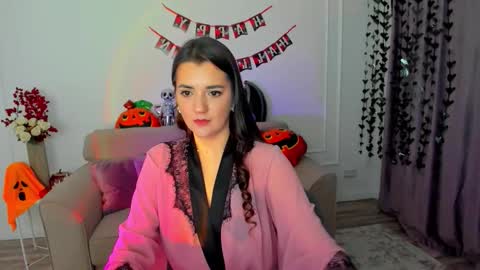 Snapshot of mintydaze chatting on November 2025 08:10:01 PM Jessi online show from November 2025 08:10:01 PM