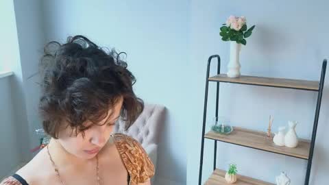 Angelina online show from April 2026 10:07:02 AM