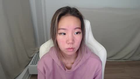 mira_g online show from December 2025 03:06:01 PM