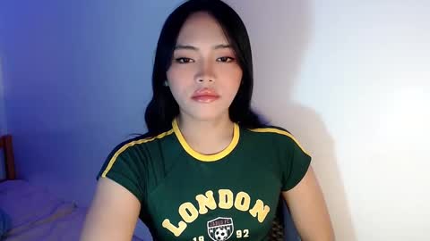 Snapshot of mira_luna222 chatting on December 2024 12:36:01 AM Mira Bella online show from December 2024 12:36:01 AM