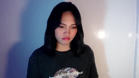 Snapshot of mira_luna222 chatting on February 2025 10:31:01 PM Mira Bella online show from February 2025 10:31:01 PM