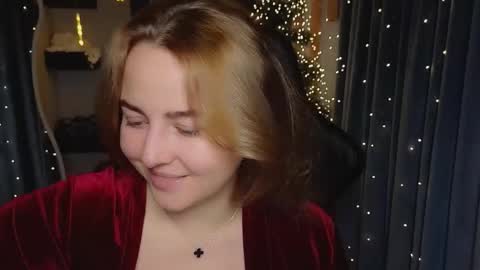 Snapshot of mira_mermayd chatting on December 2025 01:23:01 AM Mira online show from December 2025 01:23:01 AM