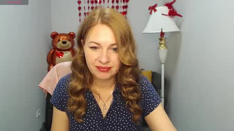 Snapshot of mira_whites chatting on February 2025 07:03:01 AM Mira online show from February 2025 07:03:01 AM