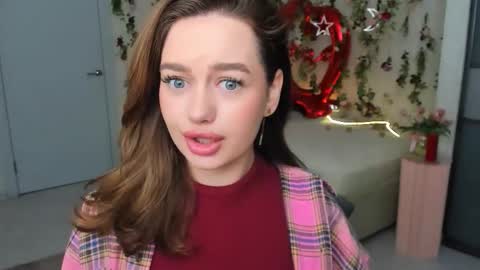 Emma online show from March 2026 07:31:01 PM