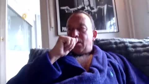 Snapshot of miracolix_030 chatting on December 2025 09:51:02 AM Ben online show from December 2025 09:51:02 AM