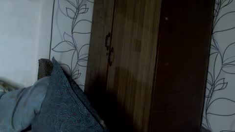 Snapshot of mirahardmanxx chatting on February 2025 05:15:01 PM Happy New Year online show from February 2025 05:15:01 PM