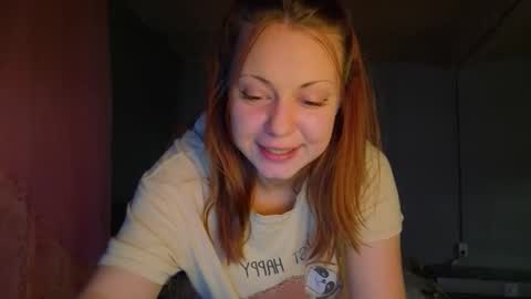 Snapshot of mirahardmanxx chatting on November 2025 01:46:01 PM Happy New Year online show from November 2025 01:46:01 PM