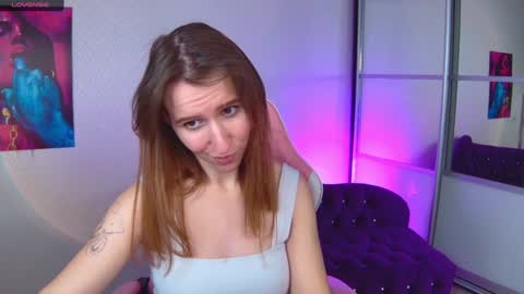 Snapshot of miralush chatting on December 2024 05:00:01 PM Mira online show from December 2024 05:00:01 PM