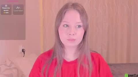 Kira online show from April 2026 07:33:02 PM