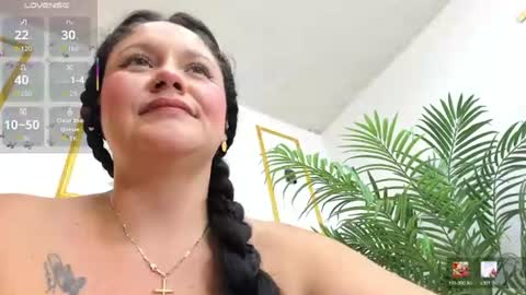 Snapshot of miranda_vegaa chatting on June 2026 05:45:02 PM Miranda Vegaa online show from June 2026 05:45:02 PM