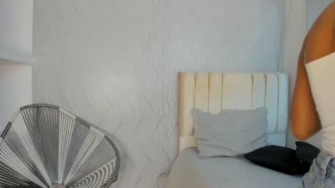 Snapshot of miranda_villa chatting on February 2025 12:16:02 PM Miranda online show from February 2025 12:16:02 PM