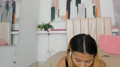 Snapshot of miranda_villa chatting on November 2025 12:26:01 PM Miranda online show from November 2025 12:26:01 PM