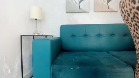 Snapshot of miranda_villa chatting on November 2025 12:04:01 PM Miranda online show from November 2025 12:04:01 PM