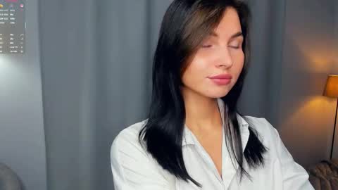 Snapshot of mirandabettman chatting on December 2025 06:31:01 AM My name is Adele online show from December 2025 06:31:01 AM