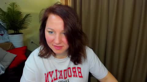 MirandaDyson online show from March 2025 11:14:02 AM