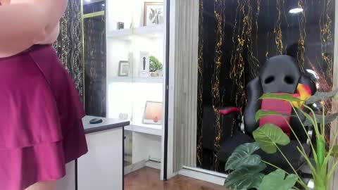 Miranda online show from December 2025 02:50:02 AM